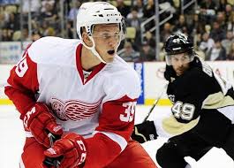 Red Wings playoff streak comes skidding to a halt