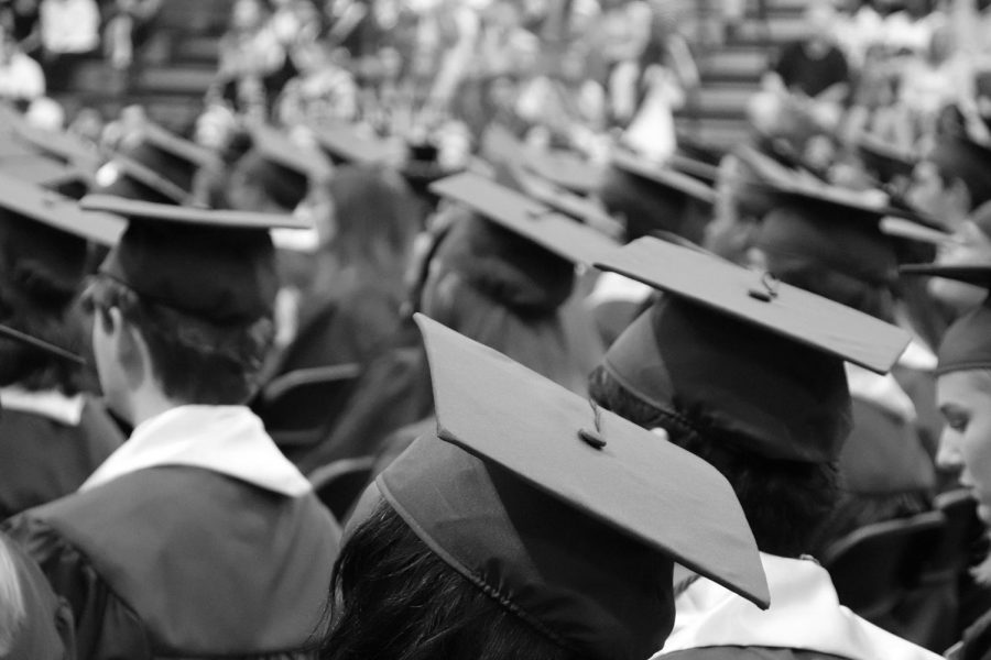Seniors+are+getting+ready+to+graduate.