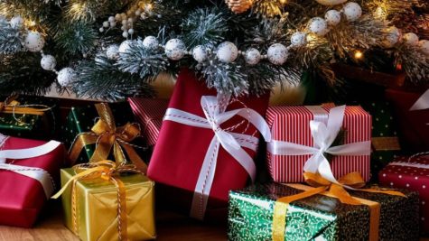 Gifts to give during the holiday season