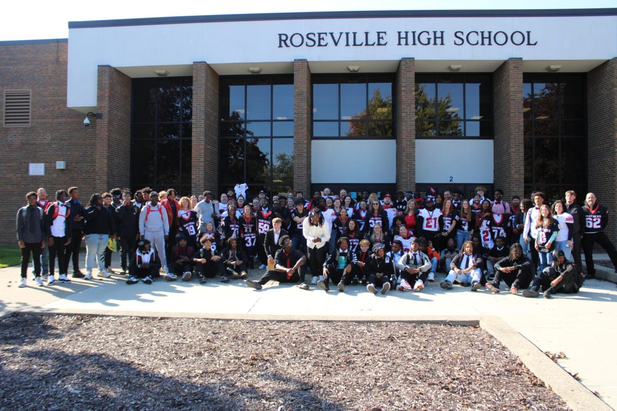 Football players recognize staff members